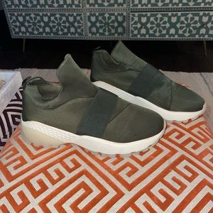 Green platform tennis shoes